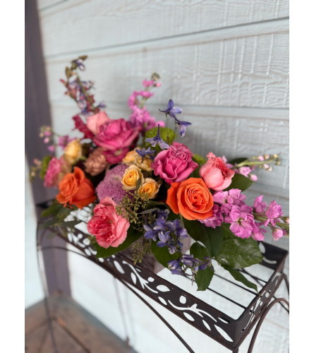 Garden Splendor - Deluxe. An arrangement by Prosper Blooms.