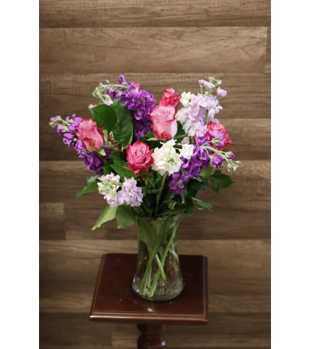 Rose Garden Blooms. An arrangement by Sonia's Florist.