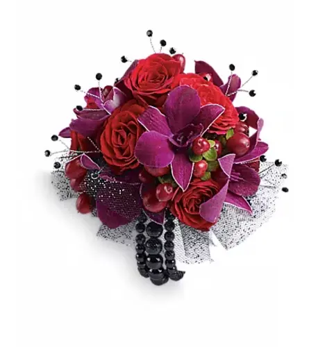 Celebrity Style Corsage. An arrangement by Very's Flowers.