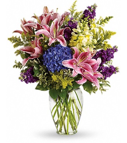 Love Everlasting Bouquet - Deluxe. An arrangement by Fendley Florists.