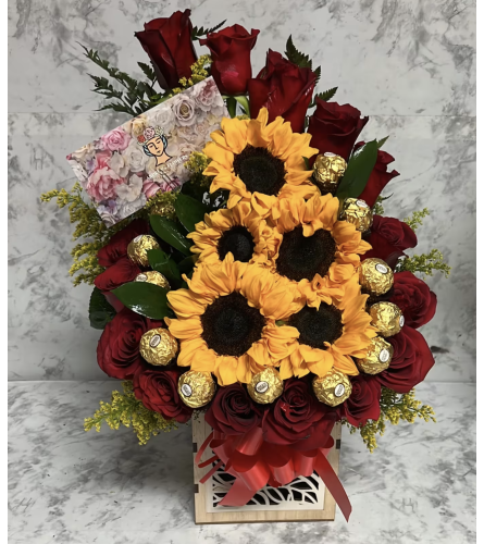 Vibrant Love Spiral. An arrangement by Andreas Flowers Kissimmee.