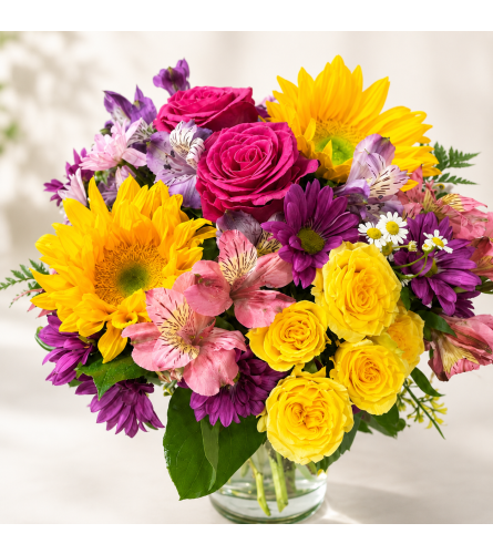 Sunlit Rose and Daisy Harmony. An arrangement by Floral Lady Design Studio LLC.