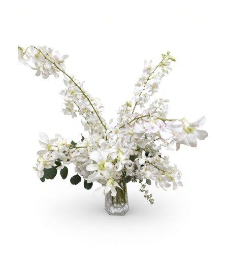 Cascading Ivory. An arrangement by Simply Beautiful Flowers and Events.