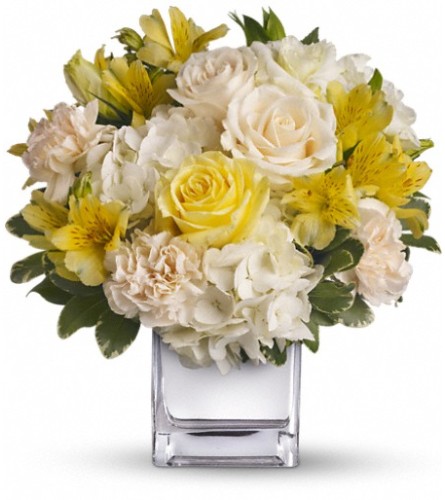 Teleflora's Sweetest Sunrise Bouquet