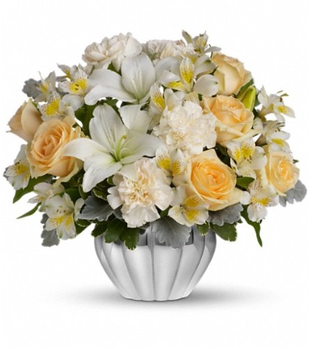 Teleflora's Kiss Me Softly