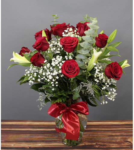 Deluxe Roses & Lilies