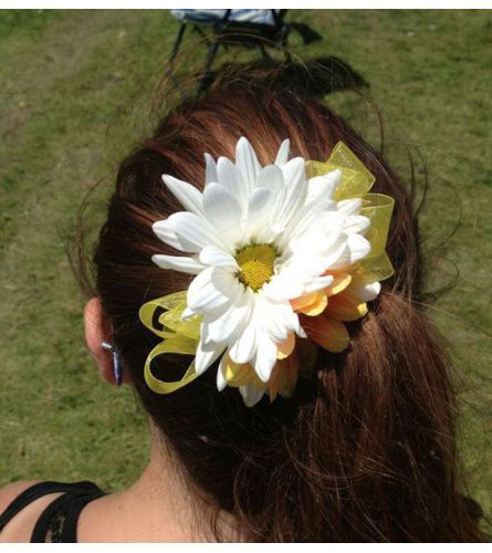 Daisy Hair Accessory - White & Yellow