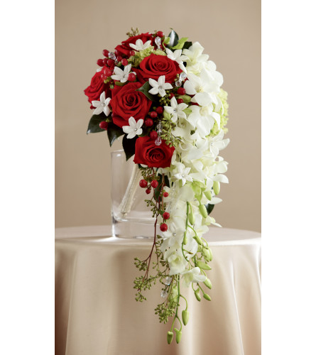 The FTD® Here Comes the Bride™ Bouquet