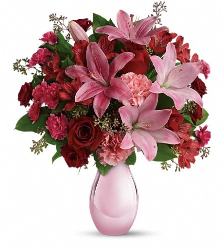 Teleflora's Roses and Pearls Bouquet