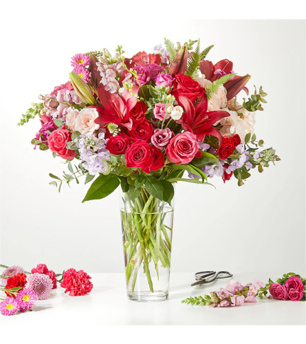 Swooning Over You - Premium Luxury Florist Originals - Deluxe. An arrangement by Honie Rose Design.
