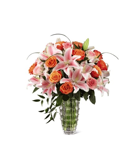 The FTD Sweetly Stunning™ Luxury Bouquet