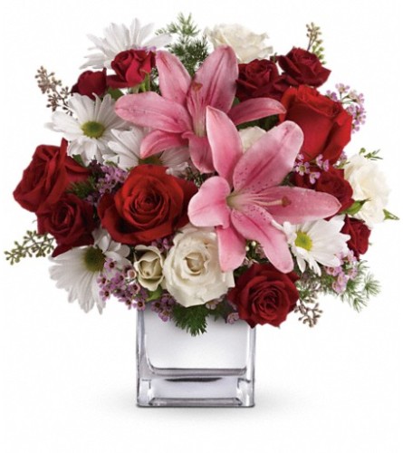 Teleflora's Happy in Love Bouquet