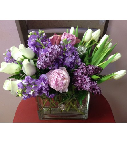 classi bouquet in lavender and white