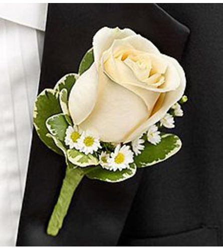 Boutonniere White *PICK UP ONLY*