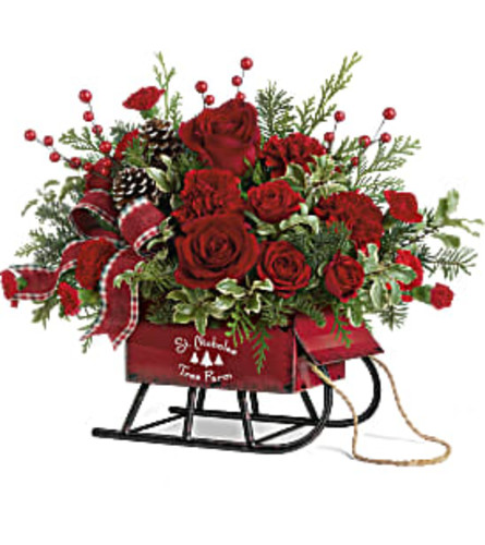 Teleflora's Rosy Sleigh Bouquet