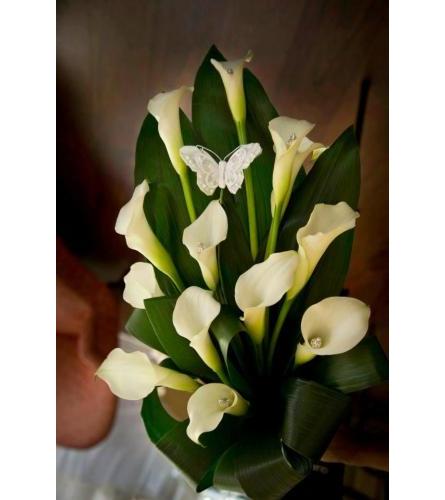 Calla Lily Arm Bouquet