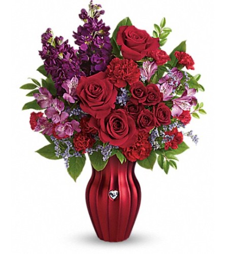 Teleflora's Shining Heart Bouquet