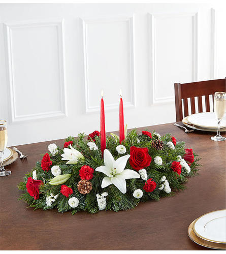 Traditional Christmas Centerpiece