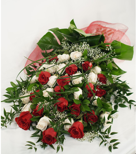 Premium Hand Wrapped Mixed Rose Bouquet