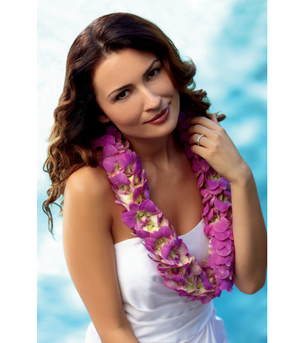 The FTD® Brilliant Shades of Love™ Lei