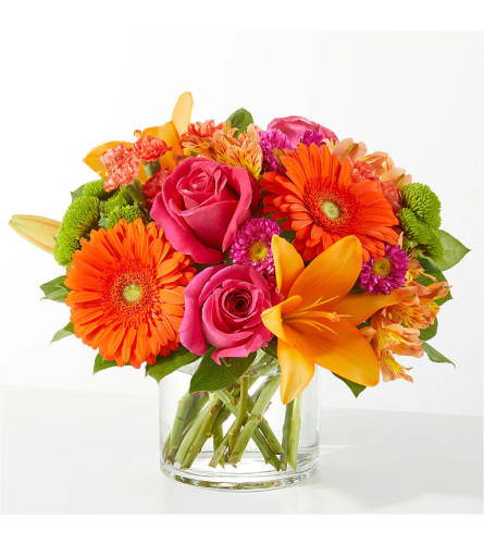 The Soiree Bouquet - Deluxe. An arrangement by Honie Rose Design.