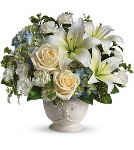 Beautiful Dreams Centerpiece