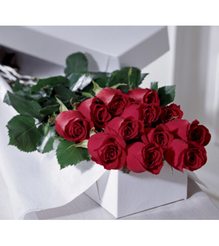 The FTD® One Dozen Boxed Roses