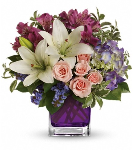 Teleflora's Garden Romance