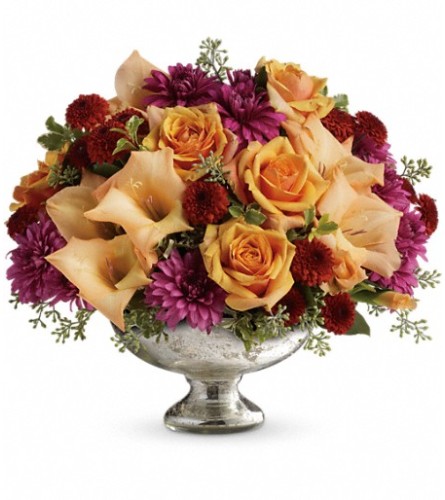 Teleflora's Elegant Traditions Centerpiece