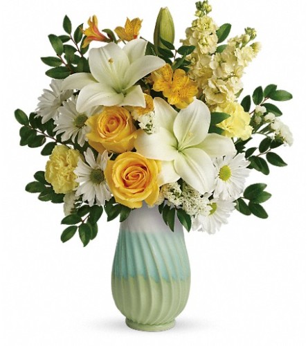 Teleflora's Art Of Spring Bouquet