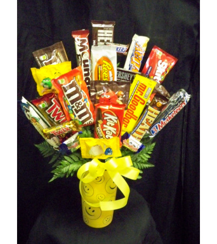 Tall Smiley Sweet Bouquet. An arrangement by Lollypops and Roses.