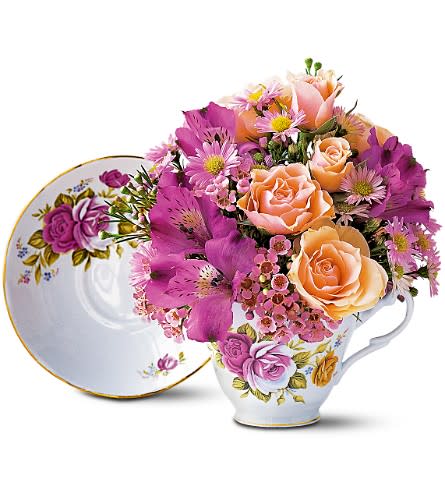 Pink Roses Teacup