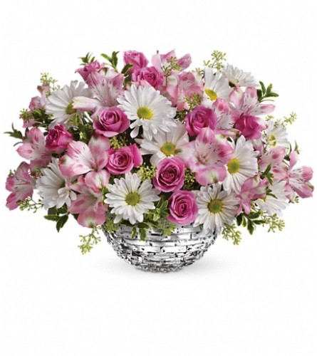 Teleflora's Facets Of Spring Centerpiece