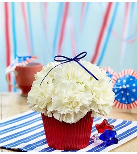 Red, White and Blooming Cupcake