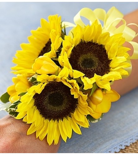 Country Wedding Corsage - Sunflower