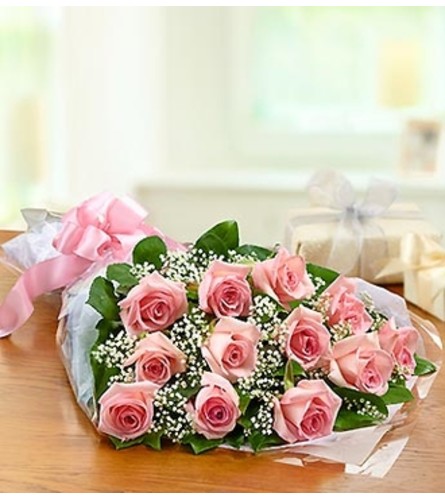 One Dozen Rose Presentation Bouquet - Pink