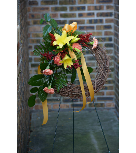 Grapevine Standing Wreath