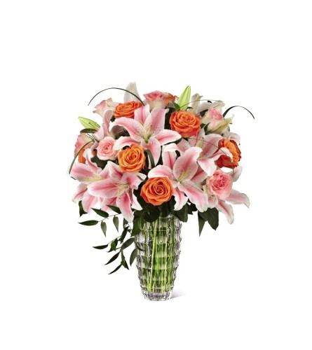 The FTD Sweetly Stunning™ Luxury Bouquet - Standard. An arrangement by Grower Direct Acadia.