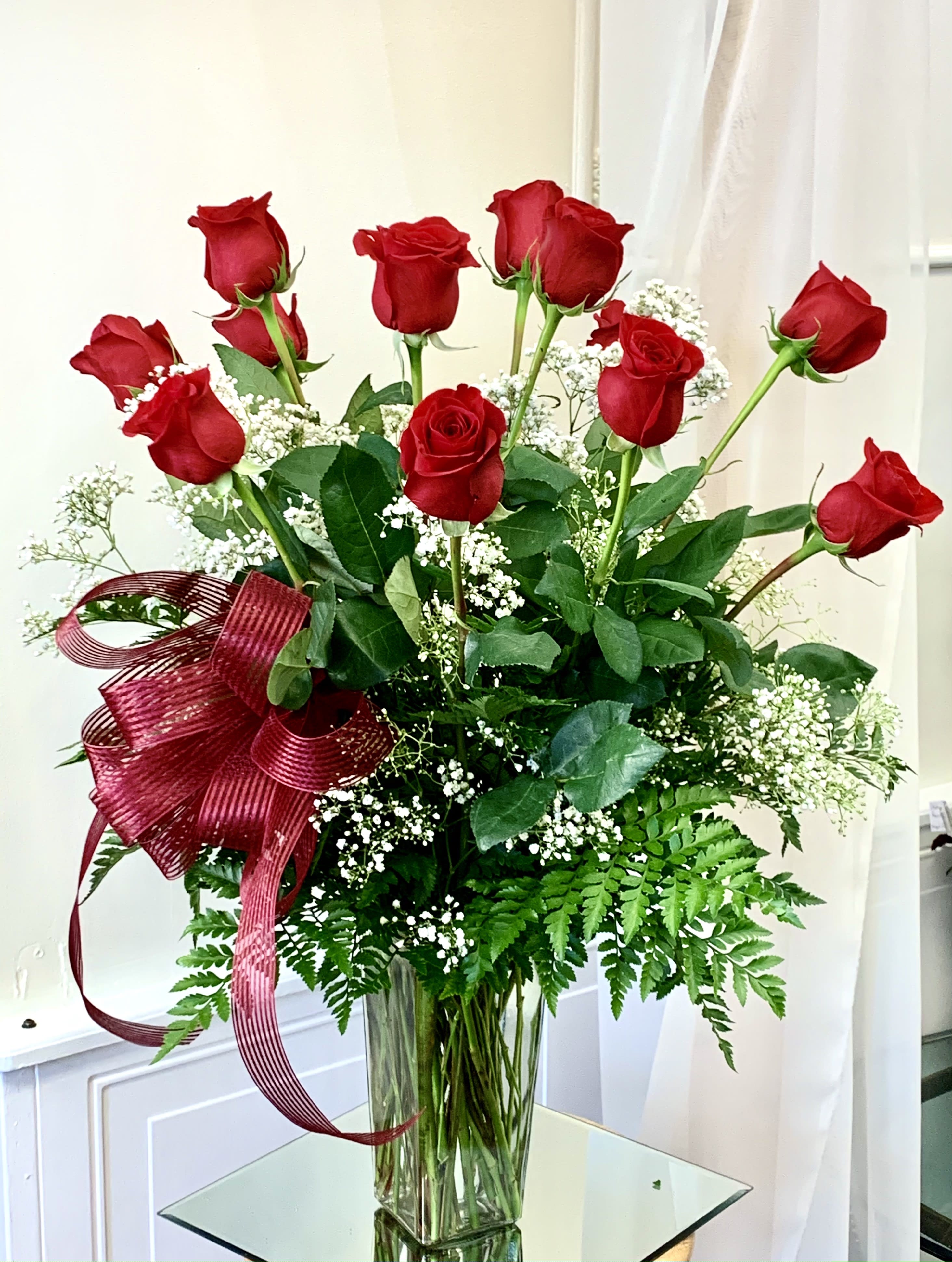 Beautiful Dozen Roses Beautiful Dozen Roses