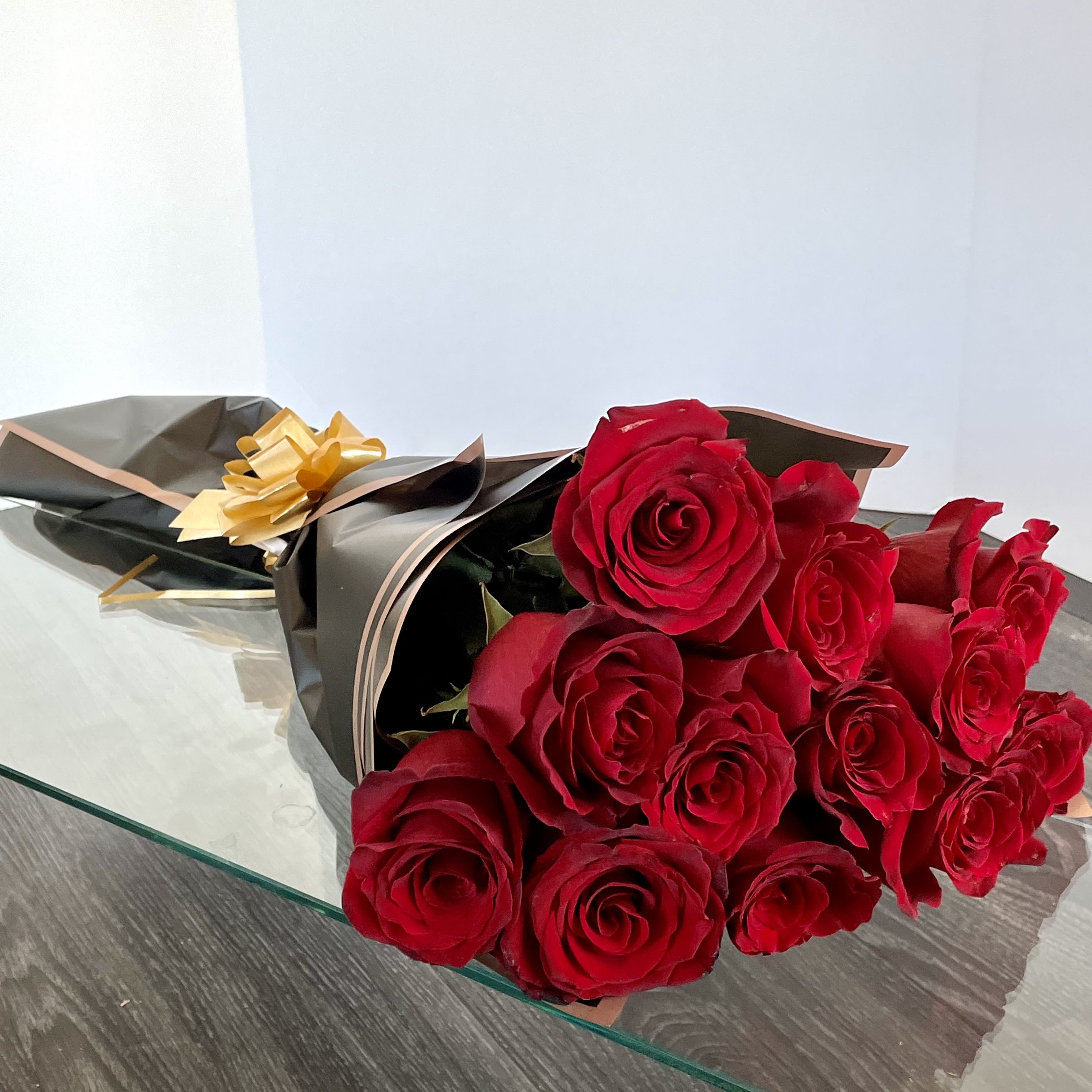 Deep Red Roses Bouquet Deep Red Roses Bouquet