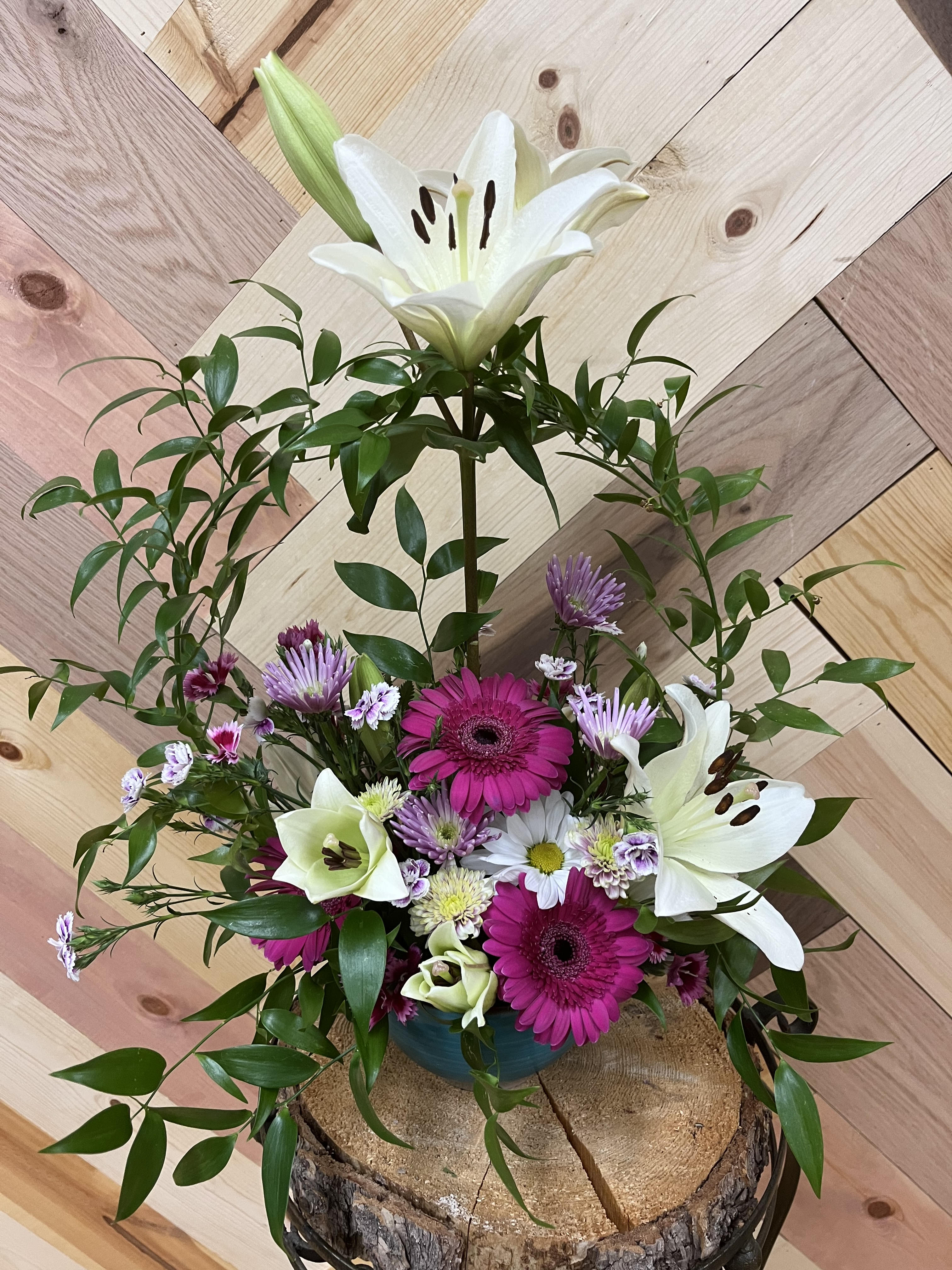 Circle of Friends (Seasonal Colors Vary - Style remains the same). An arrangement by Consider the Lilies.