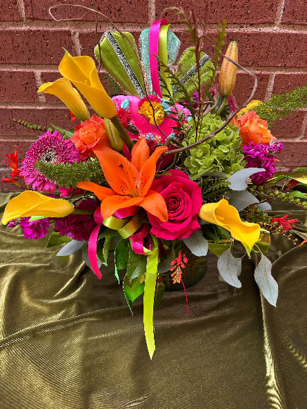 Sunburst Symphony. An arrangement by Flower Snobs at Cityview.