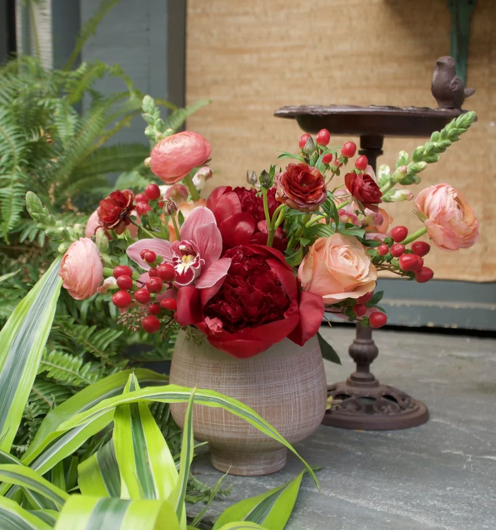 Sweet Caroline by Twigs. An arrangement by Twigs Flower Company.