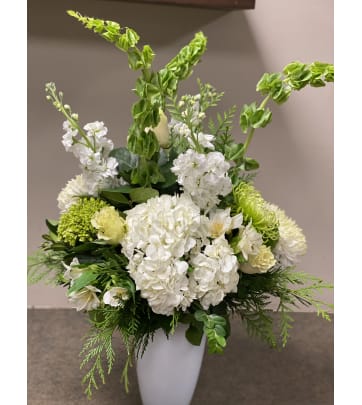 Fresh Green Flower Delivery in Etobicoke,ON - Send Today!