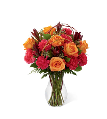 Buy/Send Elegant Vibe Red Roses Bouquet Online- FNP