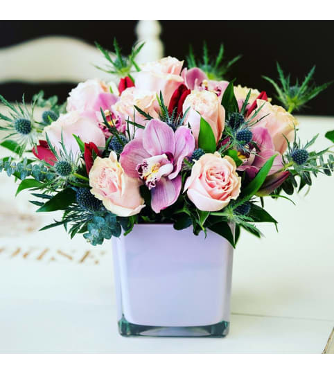 Rosey Posey. An arrangement by Loyalist Flowers.