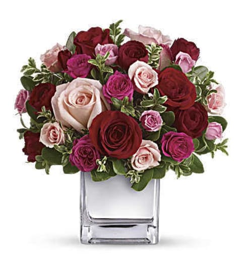 Love Medley With Red Roses