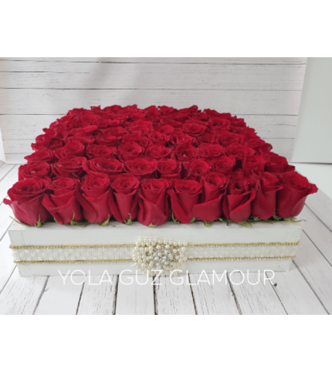 Channel 100 Roses in Wood