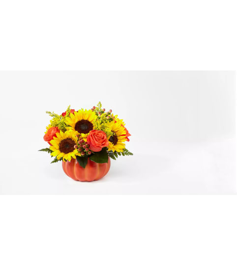 Harvest Tradition. An arrangement by Hooray's From Hollywood Inc.