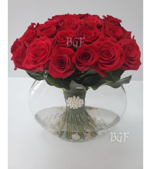 Red Glamour Half Moon Roses